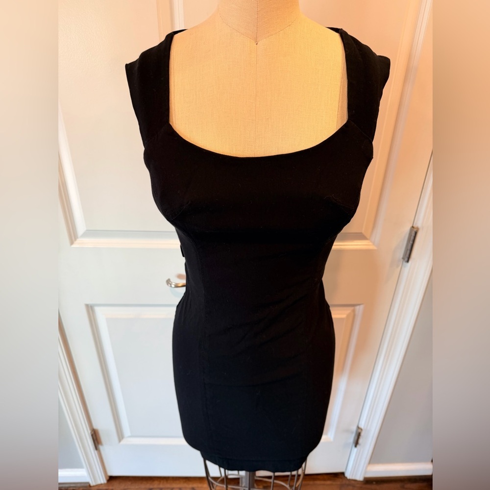 Black Bodycon Mini Dress Size 4 Sleeveless Little Black Dress - Picture 4 of 9